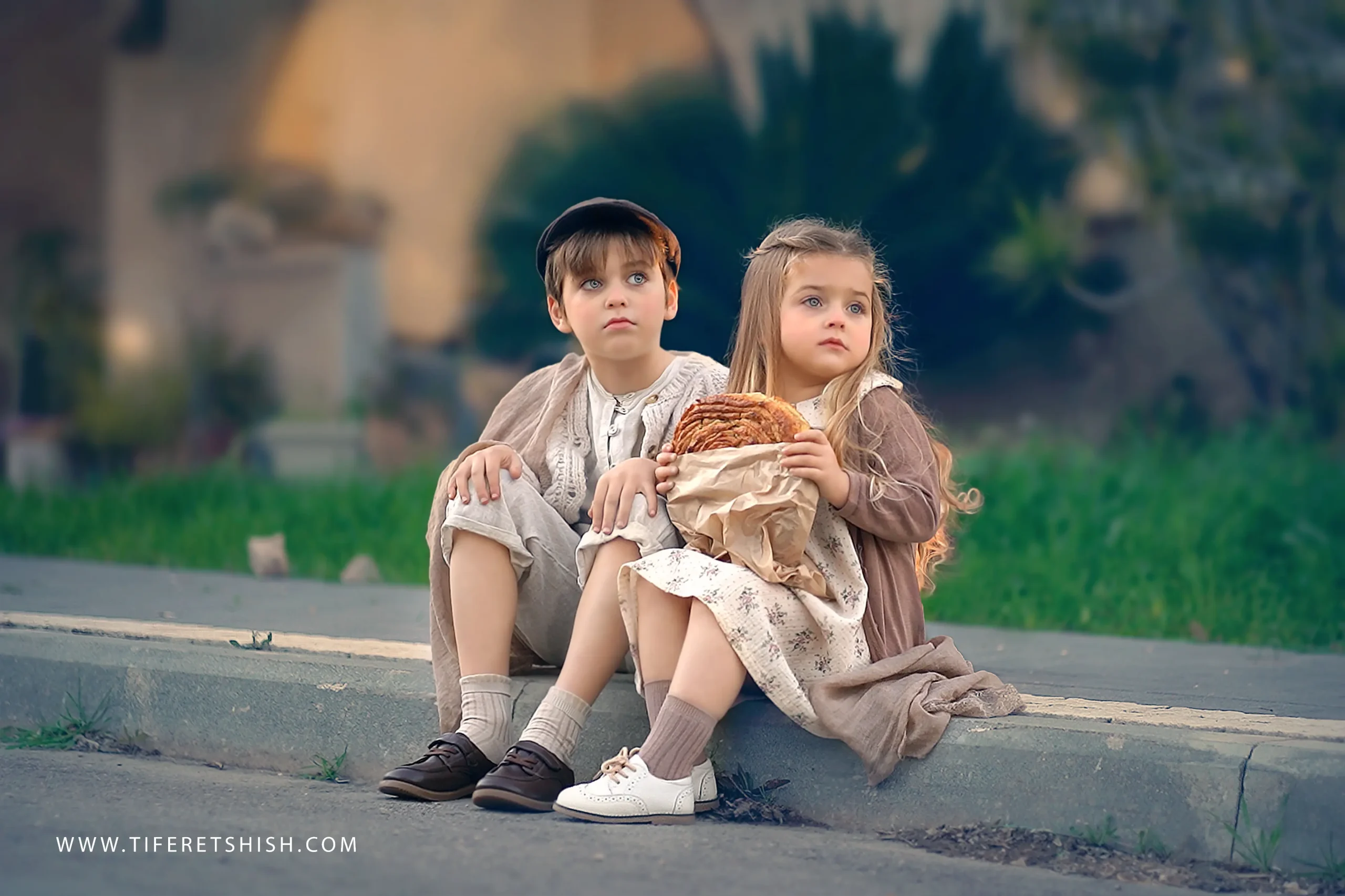 מדרכה וילדים 5 צבעים